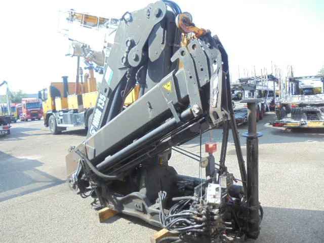 Hiab 135/3 - Platforma: slika 2 Hiab 135/3 - Platforma: slika 2