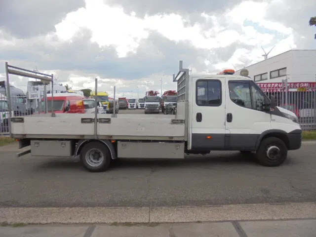Iveco Daily 70 C18 + NL KENTEKEN APK TOT 19-07-2026 - Kamion sa tovarnim sandukom: slika 3 Iveco Daily 70 C18 + NL KENTEKEN APK TOT 19-07-2026 - Kamion sa tovarnim sandukom: slika 3