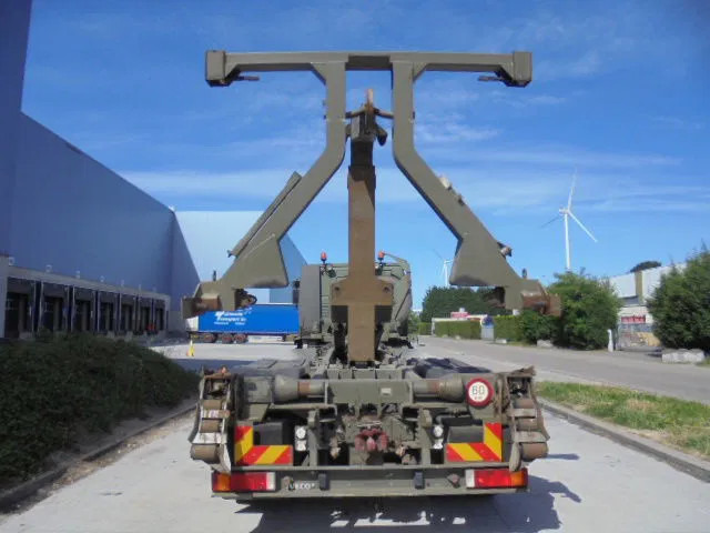 Iveco Eurotrakker 410 E37H - Kamion sa hidrauličnom kukom: slika 5 Iveco Eurotrakker 410 E37H - Kamion sa hidrauličnom kukom: slika 5