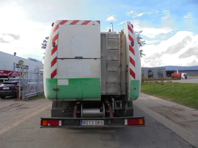 Iveco Stralis 270 WATER TANK - Kamion cisterna: slika 5 Iveco Stralis 270 WATER TANK - Kamion cisterna: slika 5