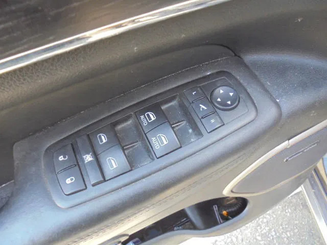 SUVSUV Jeep Grand Cherokee 4X4 SUMMIT EDITION 3.0 LTR V6: slika 20 SUVSUV Jeep Grand Cherokee 4X4 SUMMIT EDITION 3.0 LTR V6: slika 20