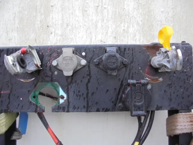 Jumbo TO 180 SE - Poluprikolica sa ceradom: slika 5 Jumbo TO 180 SE - Poluprikolica sa ceradom: slika 5