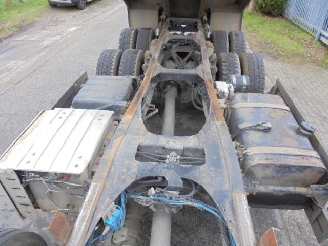 Istovarivač MAN TGS 35.400 8X4 RHD: slika 10