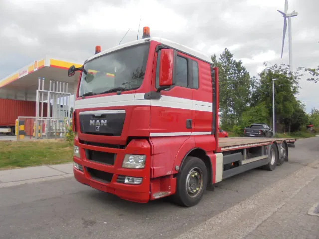 MAN TGX 26.440 6X2 GESTUURDE AS - Kamion sa tovarnim sandukom: slika 1 MAN TGX 26.440 6X2 GESTUURDE AS - Kamion sa tovarnim sandukom: slika 1