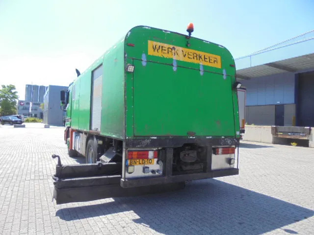 Kamion cisterna Mercedes-Benz Actros 1831 1831 Bitumensprayer: slika 7 Kamion cisterna Mercedes-Benz Actros 1831 1831 Bitumensprayer: slika 7