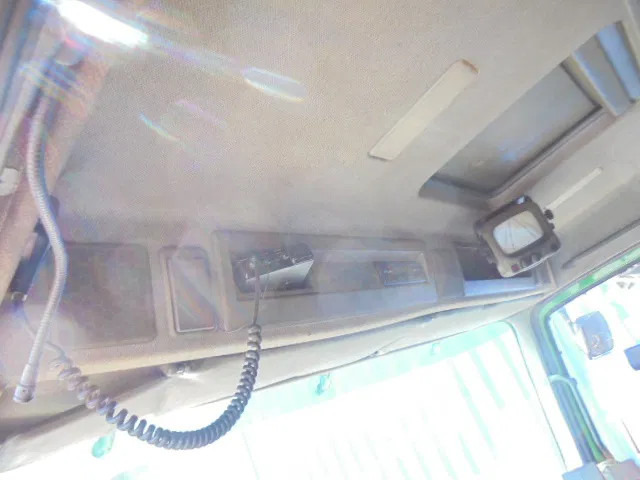 Kamion cisterna Mercedes-Benz Actros 1831 1831 Bitumensprayer: slika 14 Kamion cisterna Mercedes-Benz Actros 1831 1831 Bitumensprayer: slika 14