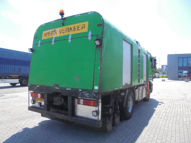 Mercedes-Benz Actros 1831 1831 Bitumensprayer - Kamion cisterna: slika 5 Mercedes-Benz Actros 1831 1831 Bitumensprayer - Kamion cisterna: slika 5