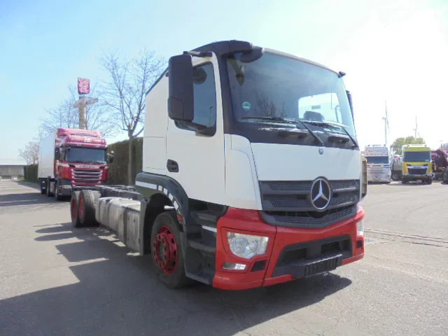 Mercedes-Benz Actros 2340 LL - Kamion za prevoz automobila: slika 3 Mercedes-Benz Actros 2340 LL - Kamion za prevoz automobila: slika 3