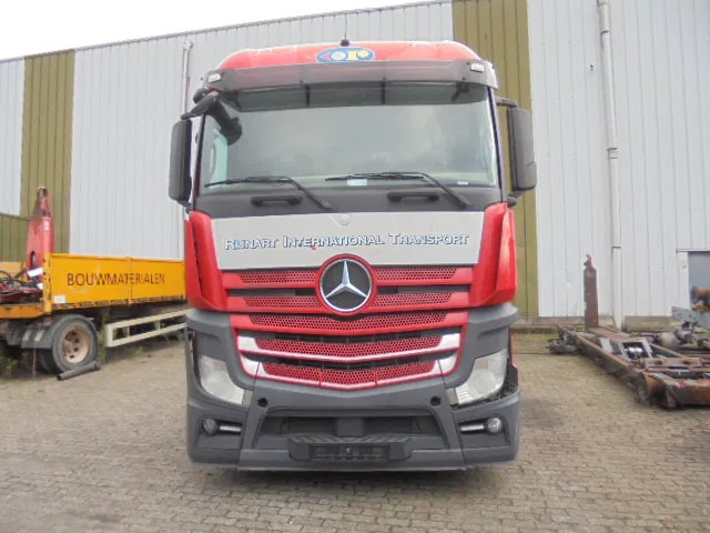 Mercedes-Benz Actros 2542 6X2 ENGINE NOT OK - Kamion sa golom šasijom i zatvorenom kabinom: slika 2 Mercedes-Benz Actros 2542 6X2 ENGINE NOT OK - Kamion sa golom šasijom i zatvorenom kabinom: slika 2