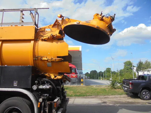 Mercedes-Benz Actros 4141K MEGA VAC - Vakuumska cisterna: slika 5 Mercedes-Benz Actros 4141K MEGA VAC - Vakuumska cisterna: slika 5