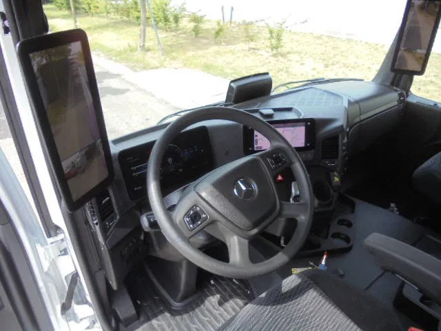 Kamion sa dizalicom novi Mercedes-Benz Arocs 2545 + RETARDER 6X2 NEW /DEMO: slika 12 Kamion sa dizalicom novi Mercedes-Benz Arocs 2545 + RETARDER 6X2 NEW /DEMO: slika 12