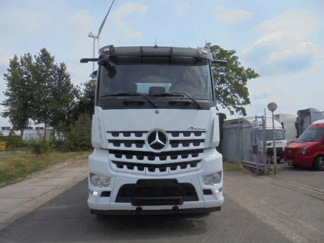 Mercedes-Benz Arocs 2545 + RETARDER 6X2 NEW /DEMO - Kamion sa dizalicom: slika 4 Mercedes-Benz Arocs 2545 + RETARDER 6X2 NEW /DEMO - Kamion sa dizalicom: slika 4