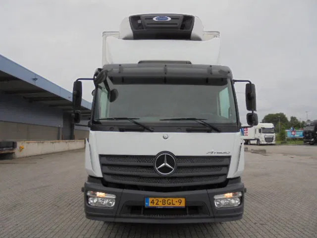 Mercedes-Benz Atego 1218 - Izotermički kamion: slika 2 Mercedes-Benz Atego 1218 - Izotermički kamion: slika 2