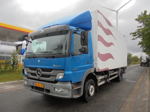 Mercedes-Benz Atego 1218 - Kamion sa zatvorenim sandukom: slika 1 Mercedes-Benz Atego 1218 - Kamion sa zatvorenim sandukom: slika 1