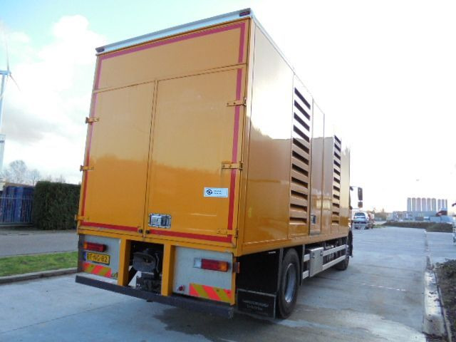 Mercedes-Benz Axor 1829 + HAMMELMAN - Vakuumska cisterna: slika 4 Mercedes-Benz Axor 1829 + HAMMELMAN - Vakuumska cisterna: slika 4