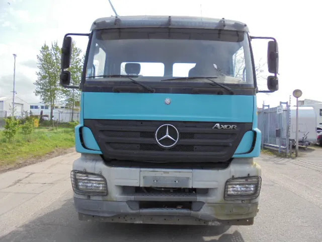 Mercedes-Benz Axor 2633 - Kamion sa hidrauličnom kukom: slika 2 Mercedes-Benz Axor 2633 - Kamion sa hidrauličnom kukom: slika 2
