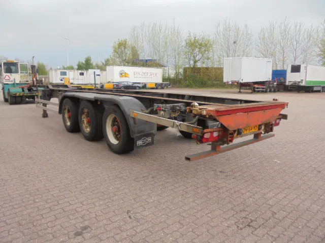 Pacton T3-007 40 45 FT - Poluprikolica za prevoz kontejnera/ Poluprikolica sa promenjivim sandukom: slika 4 Pacton T3-007 40 45 FT - Poluprikolica za prevoz kontejnera/ Poluprikolica sa promenjivim sandukom: slika 4