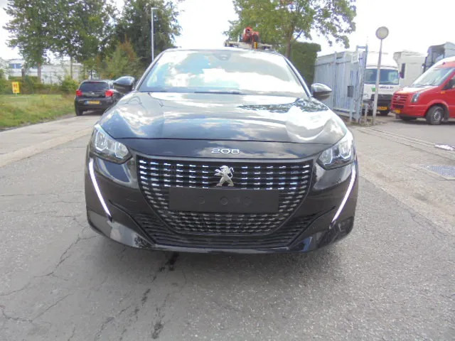Peugeot 208 208 NEW TAX FREE - Hečbek: slika 2 Peugeot 208 208 NEW TAX FREE - Hečbek: slika 2