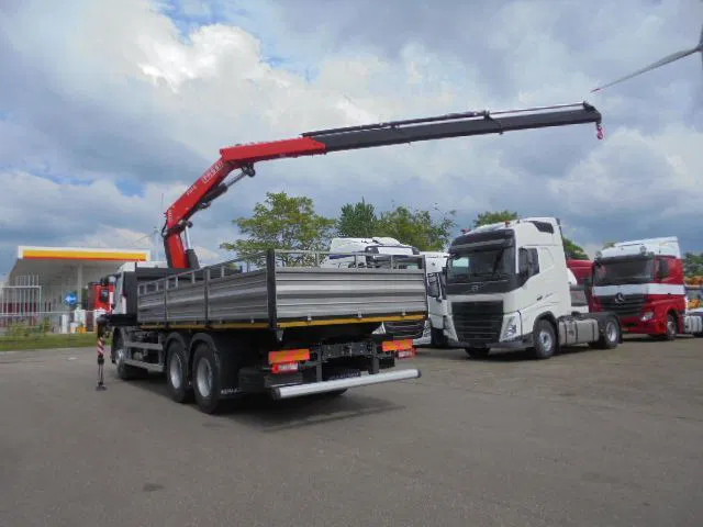 Renault 320 6X4 + FASSI F245 DEMO UNUSED - Kamion sa tovarnim sandukom, Kamion sa dizalicom: slika 5 Renault 320 6X4 + FASSI F245 DEMO UNUSED - Kamion sa tovarnim sandukom, Kamion sa dizalicom: slika 5