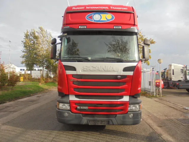 Scania R400 6X2 RETARDER - Kamion sa zatvorenim sandukom: slika 2 Scania R400 6X2 RETARDER - Kamion sa zatvorenim sandukom: slika 2