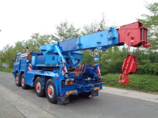 Tatra T 815 8X8 - Šlep vozilo: slika 4 Tatra T 815 8X8 - Šlep vozilo: slika 4