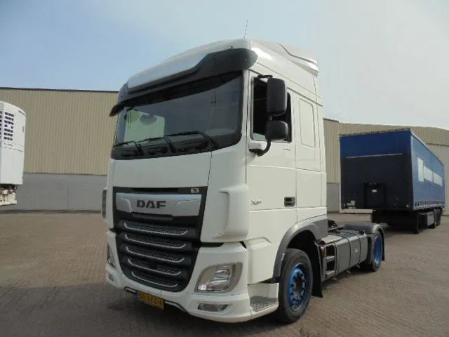 DAF XF 430 - Tegljač: slika 1 DAF XF 430 - Tegljač: slika 1