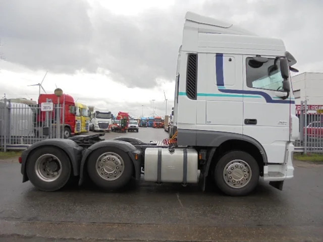 DAF XF 440 6x2 - Tegljač: slika 4 DAF XF 440 6x2 - Tegljač: slika 4