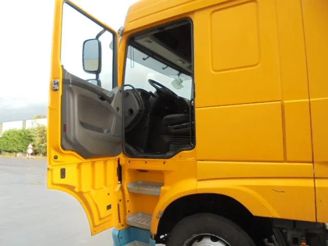 Tegljač DAF XF 440: slika 8