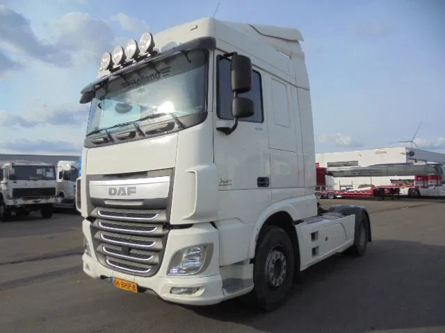 DAF XF 440 - Tegljač: slika 1 DAF XF 440 - Tegljač: slika 1