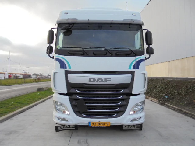 DAF XF 440 FT - Tegljač: slika 2 DAF XF 440 FT - Tegljač: slika 2