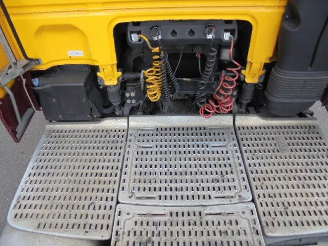 DAF XF 440 NL KENTEKEN - Tegljač: slika 4 DAF XF 440 NL KENTEKEN - Tegljač: slika 4