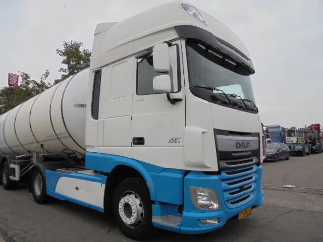 DAF XF 440 SUPER SPACE CAB NL TRUCK - Tegljač: slika 2 DAF XF 440 SUPER SPACE CAB NL TRUCK - Tegljač: slika 2