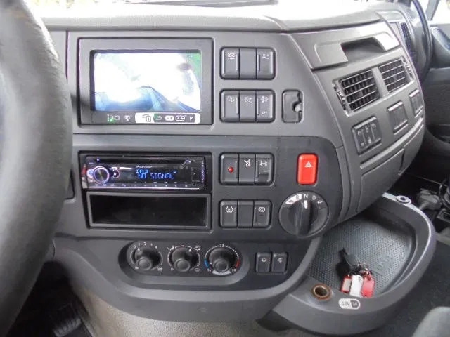 DAF XF 440 SUPER SPACE CAB NL TRUCK - Tegljač: slika 5 DAF XF 440 SUPER SPACE CAB NL TRUCK - Tegljač: slika 5