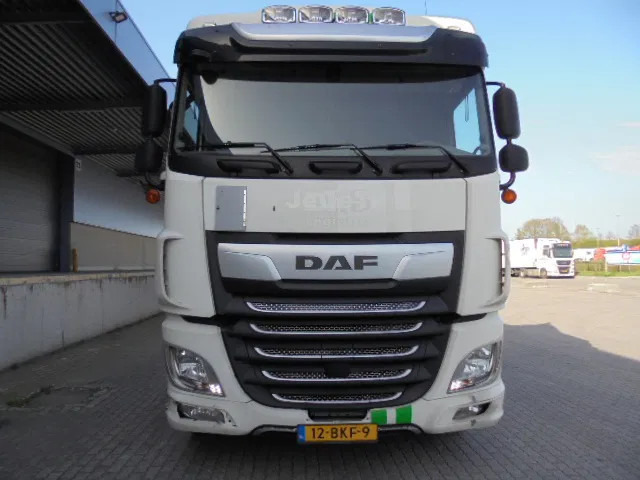 DAF XF 450 - Tegljač: slika 2 DAF XF 450 - Tegljač: slika 2