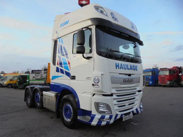 DAF XF 460 6X2 RHD - Tegljač: slika 3 DAF XF 460 6X2 RHD - Tegljač: slika 3