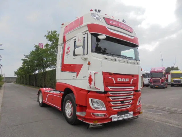 DAF XF 530 SSC INTARDER - Tegljač: slika 3 DAF XF 530 SSC INTARDER - Tegljač: slika 3