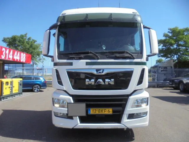MAN TGS 320 LX - Tegljač: slika 2 MAN TGS 320 LX - Tegljač: slika 2