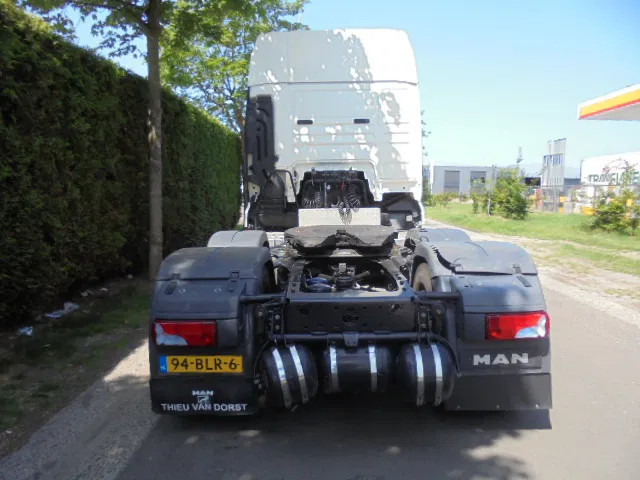 MAN TGX 26.500 XXL NL TRUCK SMART TACHO - Tegljač: slika 5 MAN TGX 26.500 XXL NL TRUCK SMART TACHO - Tegljač: slika 5
