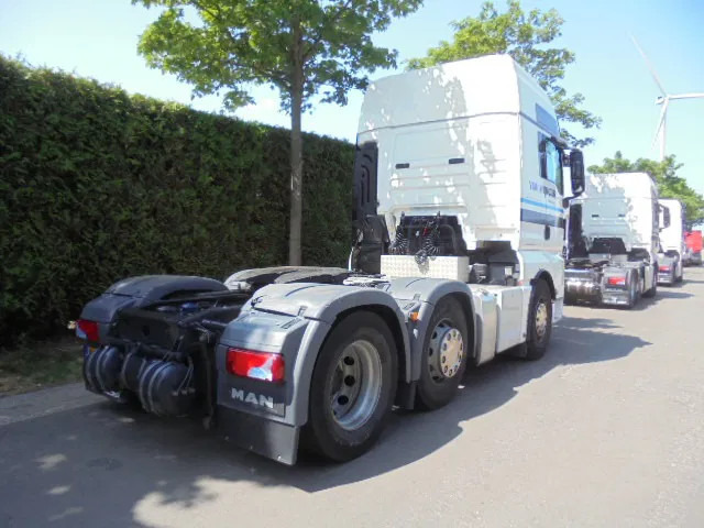 MAN TGX 26.500 XXL NL TRUCK SMART TACHO - Tegljač: slika 4 MAN TGX 26.500 XXL NL TRUCK SMART TACHO - Tegljač: slika 4