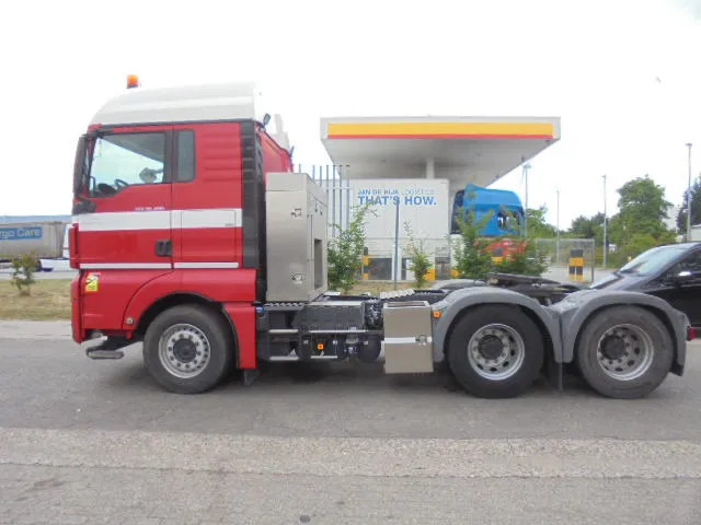 Tegljač MAN TGX 33.480 6X4 Manual Gearbox Retarder: slika 15