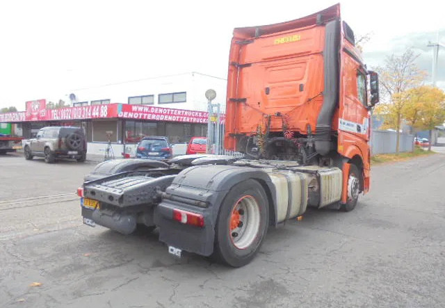 Mercedes-Benz Actros 1842 APK 06-2026 - Tegljač: slika 5 Mercedes-Benz Actros 1842 APK 06-2026 - Tegljač: slika 5