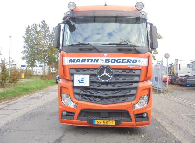 Mercedes-Benz Actros 1842 APK 06-2026 - Tegljač: slika 2 Mercedes-Benz Actros 1842 APK 06-2026 - Tegljač: slika 2
