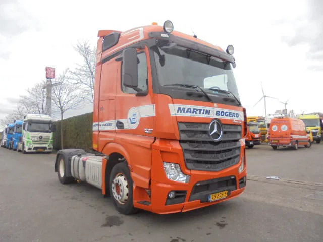 Mercedes-Benz Actros 1842 LS NL TRUCK - Tegljač: slika 3 Mercedes-Benz Actros 1842 LS NL TRUCK - Tegljač: slika 3