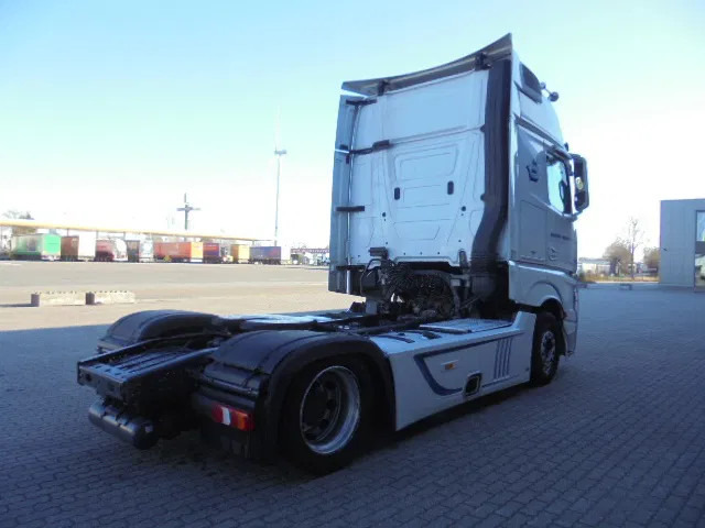 Mercedes-Benz Actros 1842 LS NL TRUCK - Tegljač: slika 4 Mercedes-Benz Actros 1842 LS NL TRUCK - Tegljač: slika 4