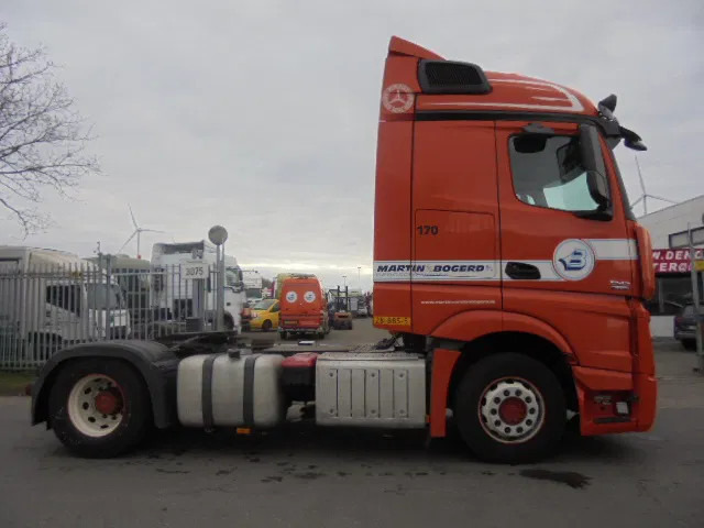 Mercedes-Benz Actros 1842 LS NL TRUCK - Tegljač: slika 4 Mercedes-Benz Actros 1842 LS NL TRUCK - Tegljač: slika 4