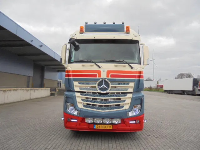 Mercedes-Benz Actros 1845 LS NL TRUCK - Tegljač: slika 2 Mercedes-Benz Actros 1845 LS NL TRUCK - Tegljač: slika 2