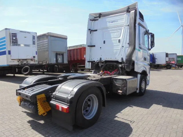 Mercedes-Benz Actros ACTROS 1842 - Tegljač: slika 3 Mercedes-Benz Actros ACTROS 1842 - Tegljač: slika 3