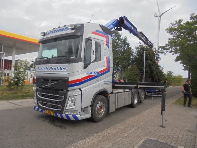 Volvo FH 420 6X2 NL TRUCK - Tegljač: slika 1 Volvo FH 420 6X2 NL TRUCK - Tegljač: slika 1