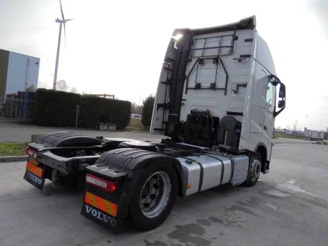 Volvo FH 420 MEGA NL TRUCK APK /TUV 01-05-2026 - Tegljač: slika 5 Volvo FH 420 MEGA NL TRUCK APK /TUV 01-05-2026 - Tegljač: slika 5