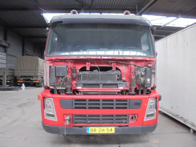 Volvo FM 380 ENGINE NOT OK ONLY PARTS - Tegljač: slika 2 Volvo FM 380 ENGINE NOT OK ONLY PARTS - Tegljač: slika 2